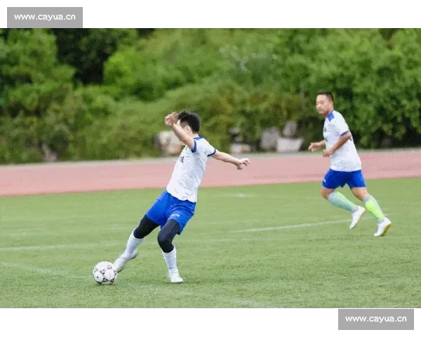 全面直播足球赛事 追踪最新比赛动态 精彩赛事一网打尽 全面直播足球赛事 追踪最新比赛动态 精彩赛事一网打尽